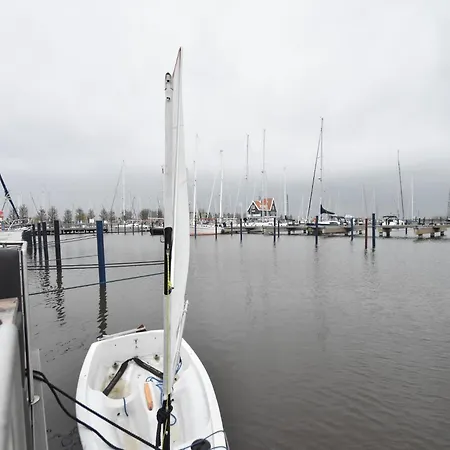 Boat In Near Marina Museum, Cleaning Included Volendam